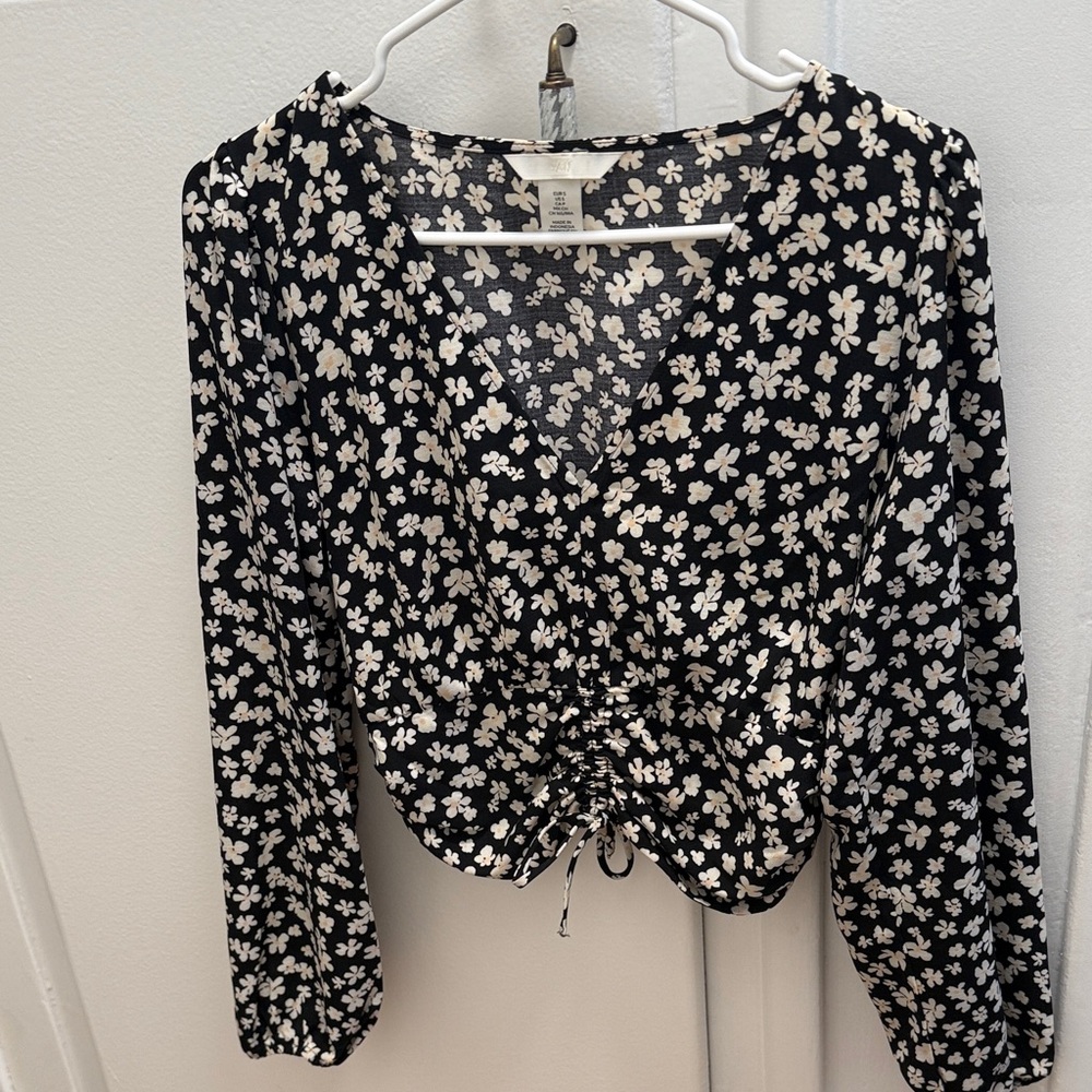 H&M Black and White Floral Blouse